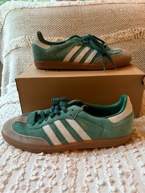 Adidas Samba Suede Sneakers -green & White